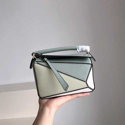 로에베 퍼즐 미니백 A510U95X34
