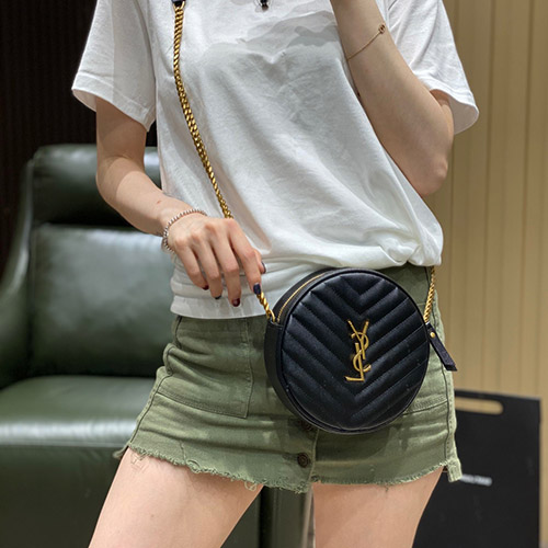 생로랑 바이닐 라운드 카메라백 610436