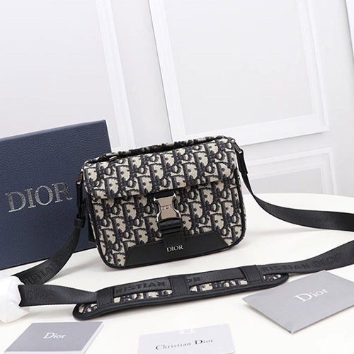 DIOR EXPLORER 스트랩 파우치 2ESWS001YKY