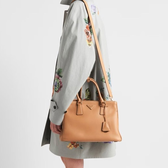 프라다 갤러리아 사피아노 레더 백 까메오 1BA274 - Prada Galleria Saffiano Leather Bag Cameo